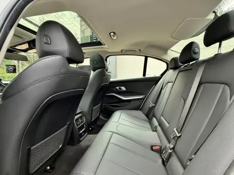 BMW 320I 2.0 16V 4P SPORT GP ACTIVE FLEX AUTOMÁTICO, Foto 8