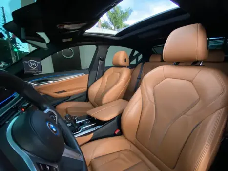 BMW 530E 2.0 16V 4P TWINPOWER H�BRIDO M SPORT AUTOM�TICO, Foto 7
