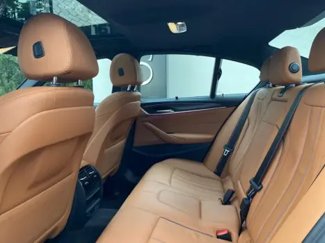 BMW 530E 2.0 16V 4P TWINPOWER H�BRIDO M SPORT AUTOM�TICO, Foto 12