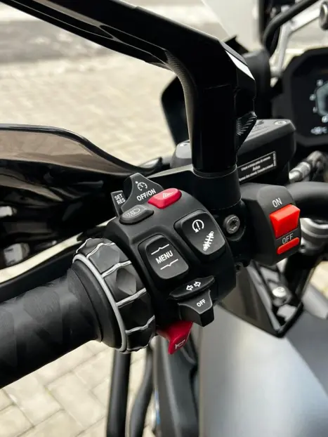 BMW R 1250 GS TRIPLE BLACK, Foto 4