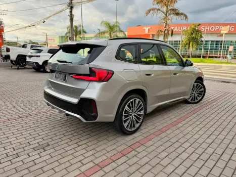 BMW X1 2.0 16V 4P SDRIVE 20I M SPORT STEPTRONIC TURBO AUTOMÁTICO, Foto 4