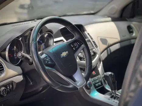 CHEVROLET Cruze Sedan 1.8 16V 4P LTZ ECOTEC FLEX AUTOM�TICO, Foto 6