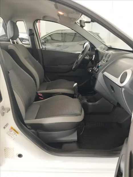 CHEVROLET Montana 1.4 FLEX LS, Foto 11