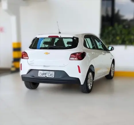 CHEVROLET Onix Hatch 1.0 4P FLEX LT, Foto 6 CHEVROLET Onix Hatch 1.0 4P FLEX LT, Foto 6