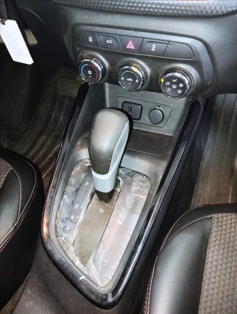 CHEVROLET Onix Hatch 1.0 12V 4P FLEX RS TURBO AUTOMTICO, Foto 13