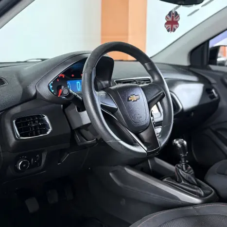 CHEVROLET Onix Hatch 1.4 4P FLEX LTZ, Foto 9