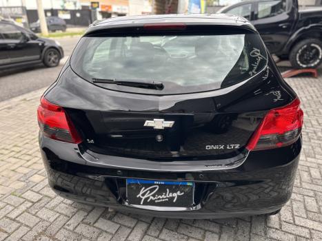 CHEVROLET Onix Hatch 1.4 4P FLEX LTZ, Foto 5