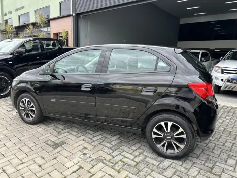 CHEVROLET Onix Hatch 1.4 4P FLEX LTZ, Foto 7