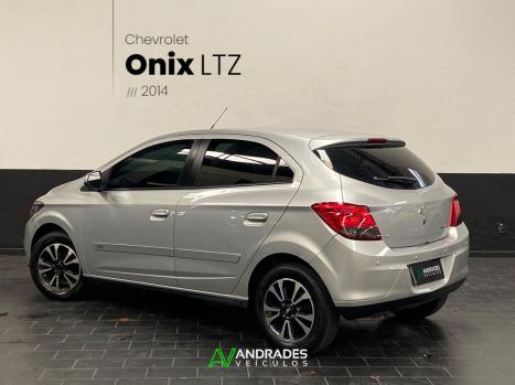 CHEVROLET Onix Hatch 1.4 4P FLEX LTZ, Foto 4