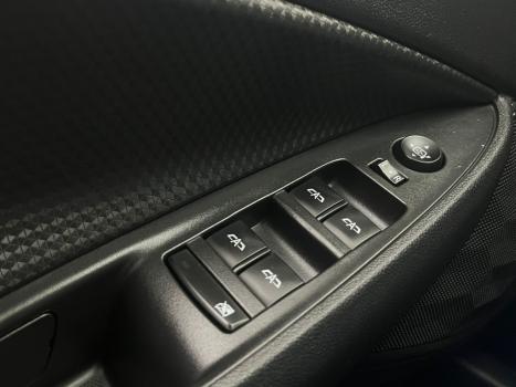 CHEVROLET Onix Hatch 1.0 12V 4P FLEX LTZ TURBO, Foto 18