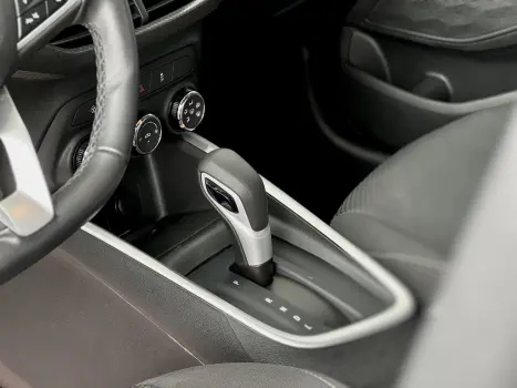 CHEVROLET Onix Hatch 1.0 4P FLEX LTZ TURBO AUTOM�TICO, Foto 10