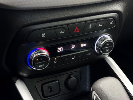 CHEVROLET Onix Hatch 1.0 12V 4P FLEX PREMIER TURBO AUTOM�TICO, Foto 11