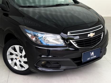 CHEVROLET Onix Hatch 1.4 4P FLEX LT, Foto 2