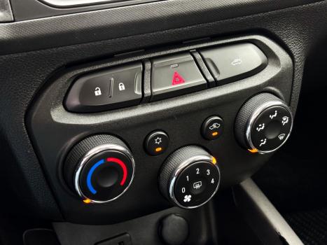 CHEVROLET Onix Hatch 1.4 4P FLEX LT, Foto 13