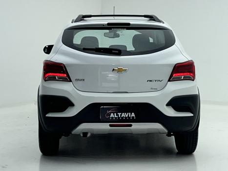 CHEVROLET Onix Hatch 1.4 4P FLEX ACTIV AUTOM�TICO, Foto 4