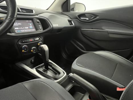 CHEVROLET Onix Hatch 1.4 4P FLEX ACTIV AUTOM�TICO, Foto 10