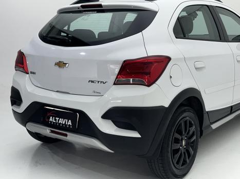 CHEVROLET Onix Hatch 1.4 4P FLEX ACTIV AUTOM�TICO, Foto 13