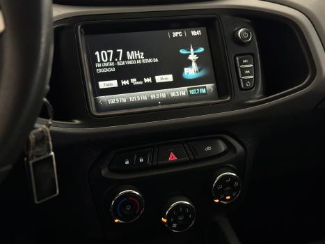 CHEVROLET Onix Hatch 1.4 4P FLEX LT, Foto 5