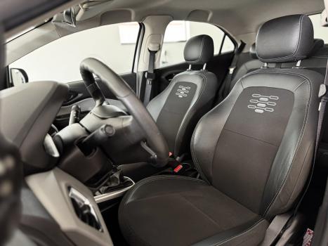 CHEVROLET Onix Hatch 1.4 4P FLEX LT, Foto 12