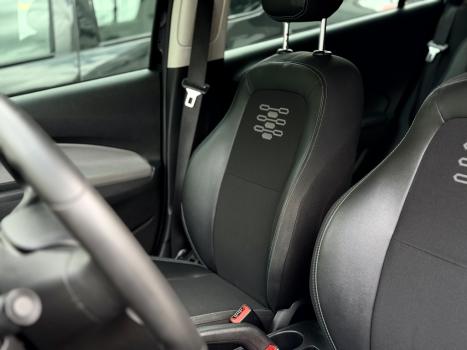 CHEVROLET Onix Hatch 1.4 4P FLEX ADVANTAGE AUTOM�TICO, Foto 7