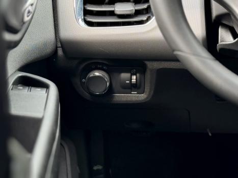 CHEVROLET Onix Hatch 1.4 4P FLEX ADVANTAGE AUTOM�TICO, Foto 8