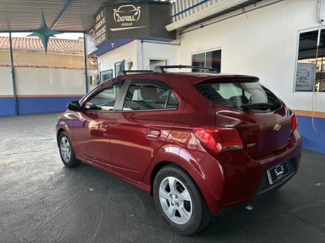 CHEVROLET Onix Hatch 1.4 4P FLEX LT, Foto 2