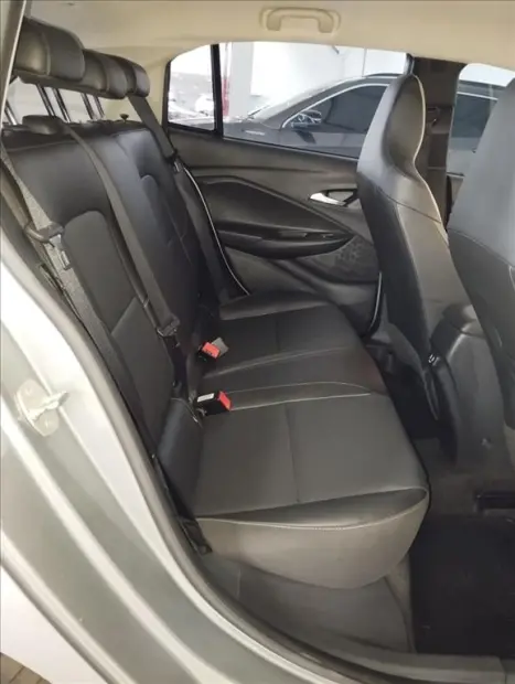 CHEVROLET Onix Hatch 1.0 12V 4P FLEX PREMIER TURBO AUTOM�TICO, Foto 17