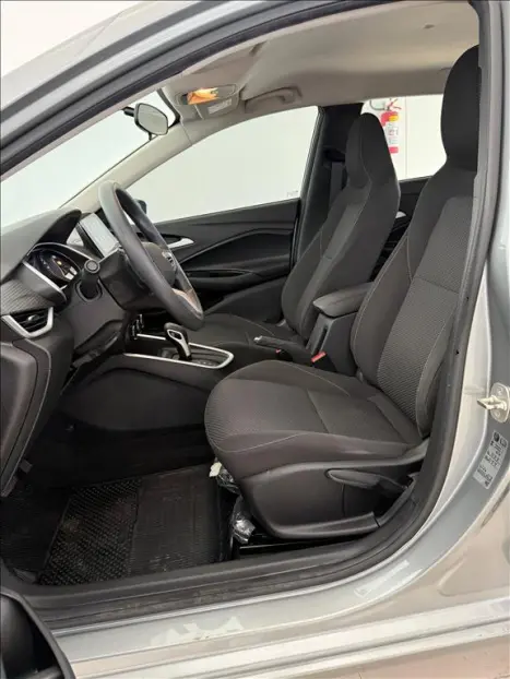 CHEVROLET Onix Hatch 1.0 12V 4P FLEX LT TURBO AUTOM�TICO, Foto 10