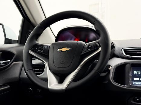 CHEVROLET Onix Hatch 1.4 4P FLEX LT AUTOM�TICO, Foto 17