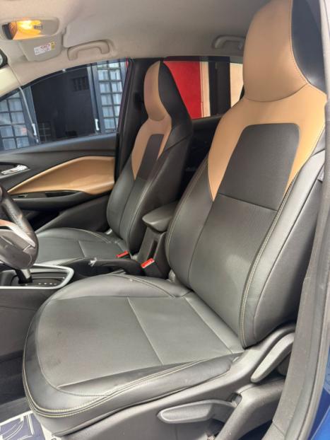 CHEVROLET Onix Hatch 1.0 12V 4P FLEX PREMIER TURBO AUTOM�TICO, Foto 13
