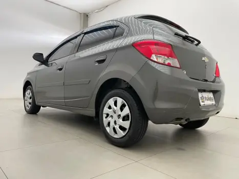 CHEVROLET Onix Hatch 1.0 4P FLEX LT, Foto 4