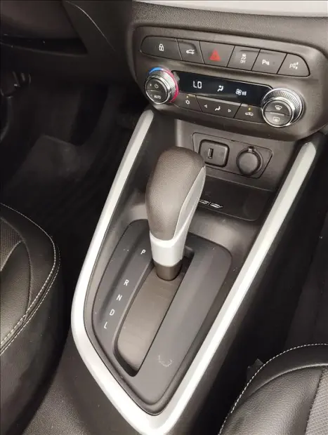 CHEVROLET Onix Hatch 1.0 12V 4P FLEX PREMIER TURBO AUTOM�TICO, Foto 15
