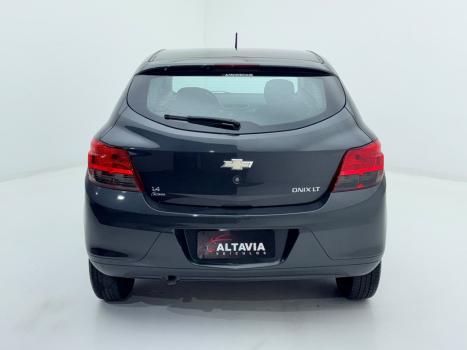 CHEVROLET Onix Hatch 1.4 4P FLEX LT, Foto 3
