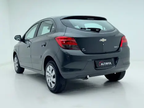 CHEVROLET Onix Hatch 1.4 4P FLEX LT, Foto 9