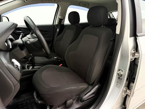 CHEVROLET Onix Hatch 1.4 4P FLEX LTZ AUTOM�TICO, Foto 17