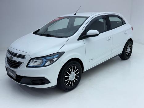 CHEVROLET Onix Hatch 1.4 4P FLEX LT, Foto 6