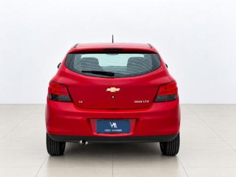 CHEVROLET Onix Hatch 1.4 4P FLEX LTZ, Foto 5