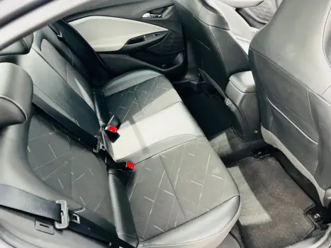 CHEVROLET Onix Sedan 1.0 12V 4P FLEX PREMIER PLUS TURBO AUTOMTICO, Foto 15