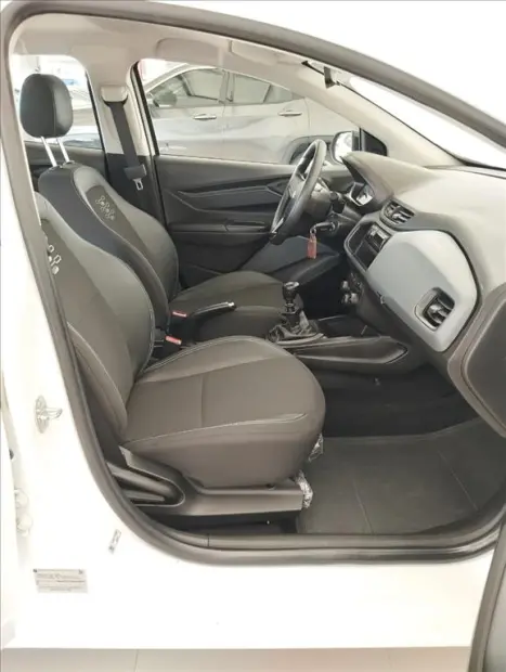 CHEVROLET Onix Sedan 1.0 4P FLEX JOY BLACK PLUS, Foto 8