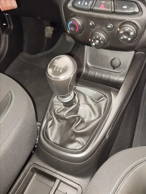 CHEVROLET Onix Sedan 1.0 4P FLEX JOY BLACK PLUS, Foto 12