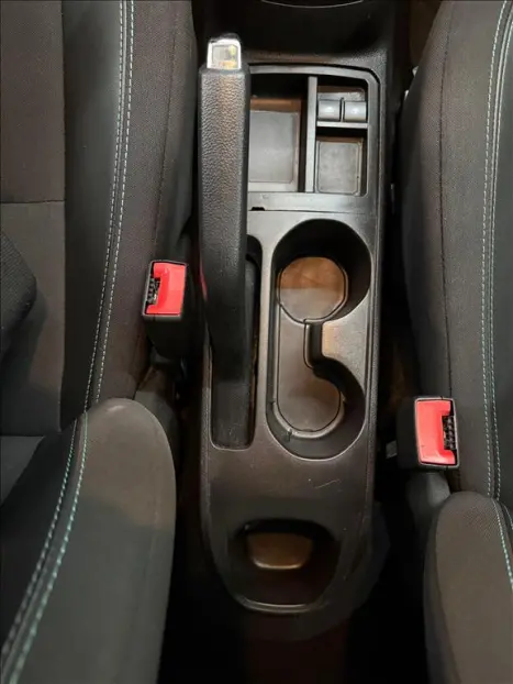 CHEVROLET Onix Sedan 1.0 4P FLEX JOY BLACK PLUS, Foto 10