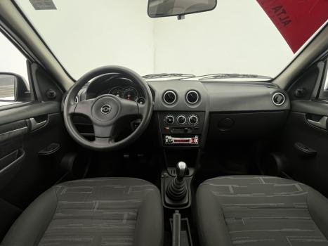 CHEVROLET Prisma 1.4 4P MAXX FLEX, Foto 9 CHEVROLET Prisma 1.4 4P MAXX FLEX, Foto 9