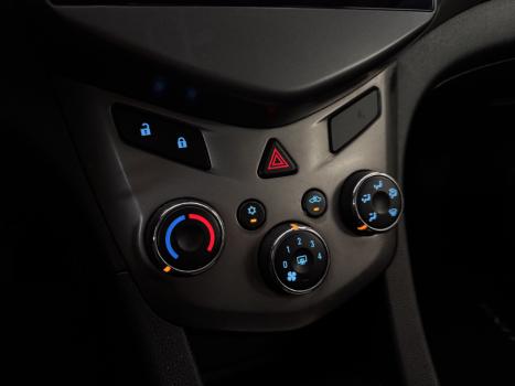 CHEVROLET Sonic Hatch 1.6 16V 4P LT FLEX AUTOM�TICO, Foto 11