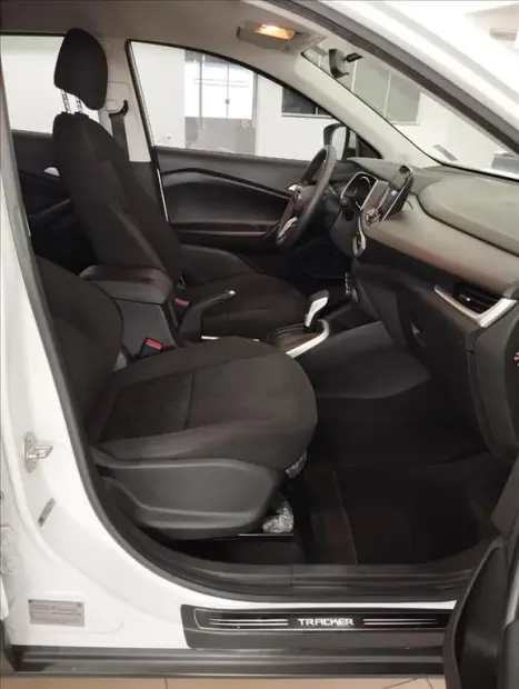 CHEVROLET Tracker 1.0 12V 4P FLEX TURBO AUTOMÁTICO, Foto 7 CHEVROLET Tracker 1.0 12V 4P FLEX TURBO AUTOMÁTICO, Foto 7