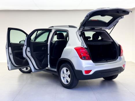 CHEVROLET Tracker 1.4 16V 4P FLEX LT TURBO AUTOMÁTICO, Foto 6 CHEVROLET Tracker 1.4 16V 4P FLEX LT TURBO AUTOMÁTICO, Foto 6