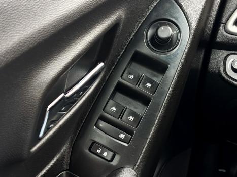 CHEVROLET Tracker 1.4 16V 4P FLEX LT TURBO AUTOMÁTICO, Foto 10 CHEVROLET Tracker 1.4 16V 4P FLEX LT TURBO AUTOMÁTICO, Foto 10