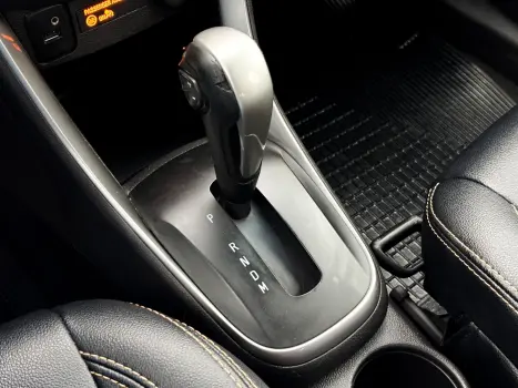 CHEVROLET Tracker 1.4 16V 4P FLEX LT TURBO AUTOMÁTICO, Foto 13 CHEVROLET Tracker 1.4 16V 4P FLEX LT TURBO AUTOMÁTICO, Foto 13