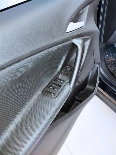 CHEVROLET Tracker 1.0 12V 4P FLEX TURBO LT AUTOMÁTICO, Foto 9 CHEVROLET Tracker 1.0 12V 4P FLEX TURBO LT AUTOMÁTICO, Foto 9