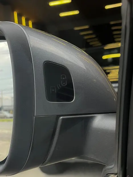 CHEVROLET Tracker 1.2 12V 4P FLEX TURBO PREMIER AUTOMÁTICO, Foto 7 CHEVROLET Tracker 1.2 12V 4P FLEX TURBO PREMIER AUTOMÁTICO, Foto 7