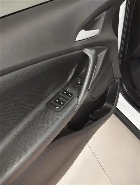 CHEVROLET Tracker 1.0 12V 4P FLEX TURBO LT AUTOMTICO, Foto 8